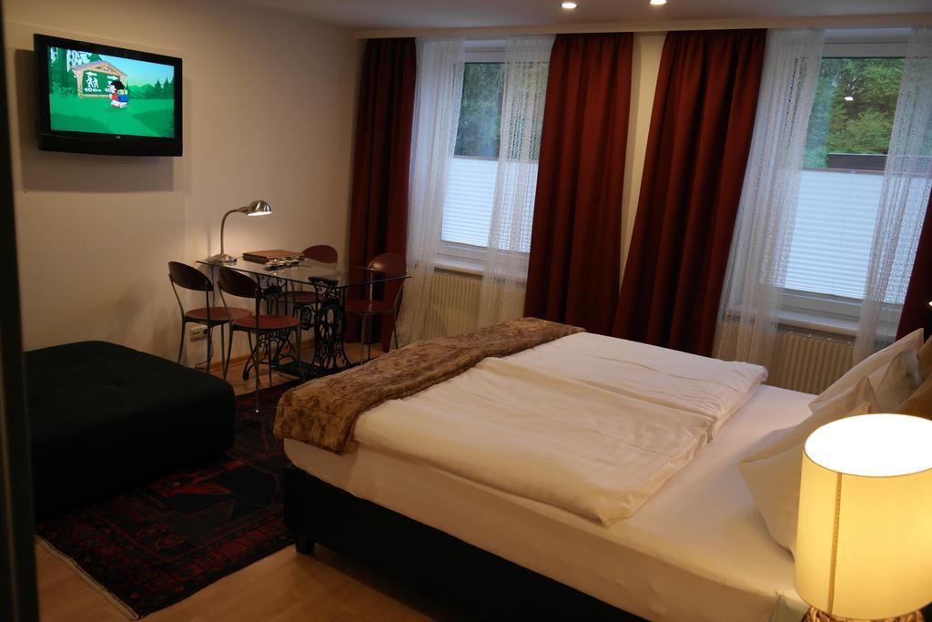 Pension Leichtfried Amstetten Esterno foto
